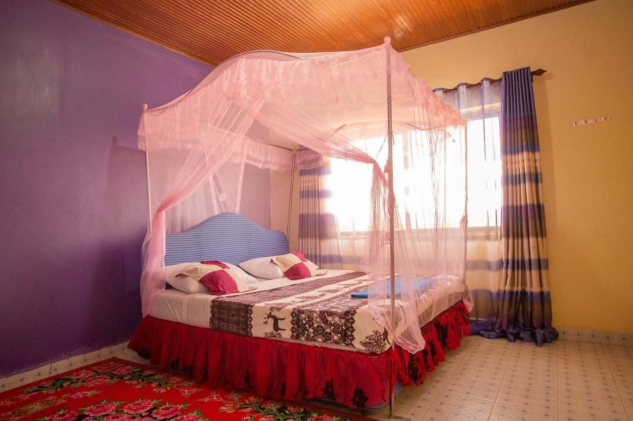 Grande Hotel Isiolo Buitenkant foto