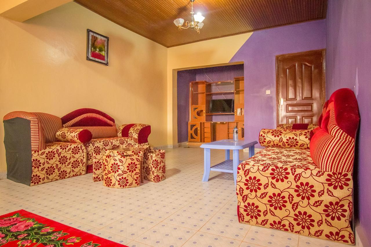 Grande Hotel Isiolo Buitenkant foto