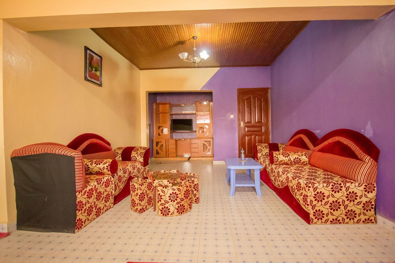 Grande Hotel Isiolo Buitenkant foto