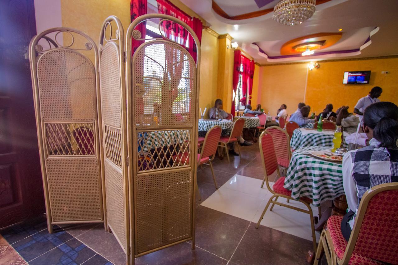 Grande Hotel Isiolo Buitenkant foto